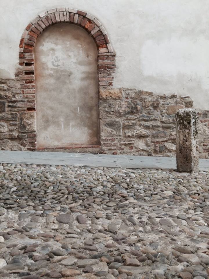 Via Sant’Alessandro – Linda Klobas