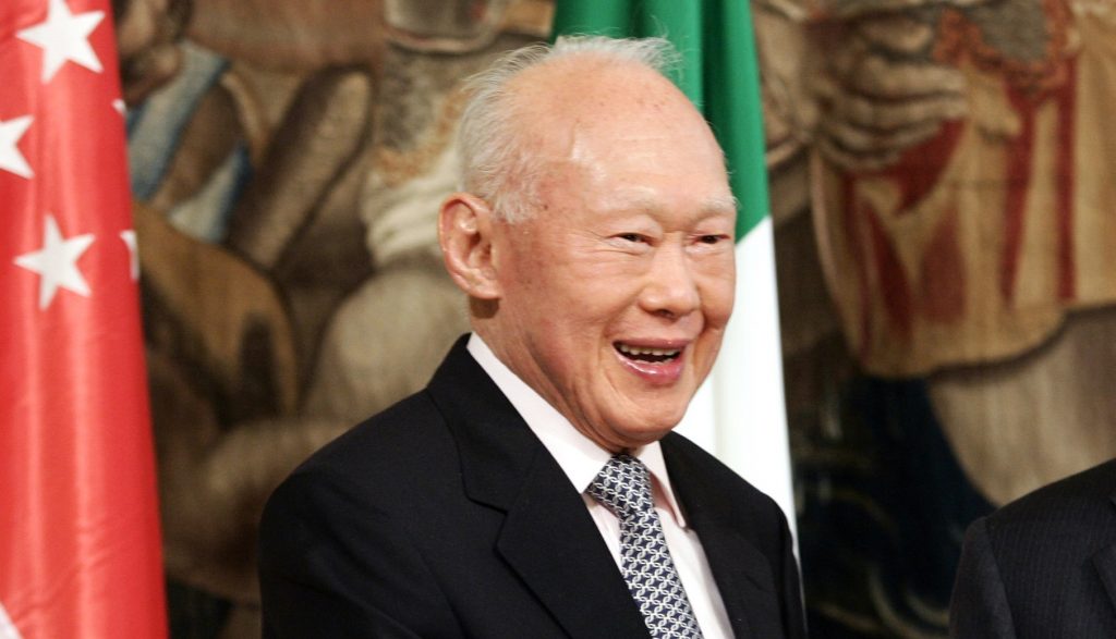 Singapore, dal terzo mondo al primo Il padre dell’ascesa a ogni costo