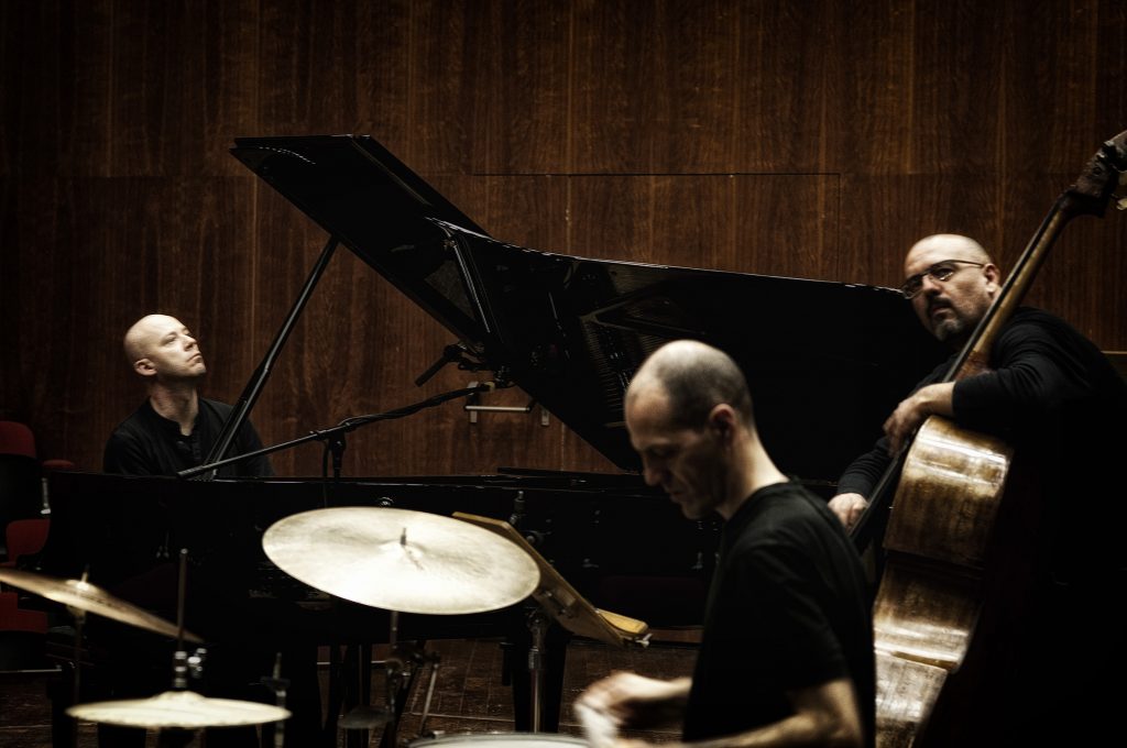 Stefano Battaglia Trio (foto Caterina Di Perri)