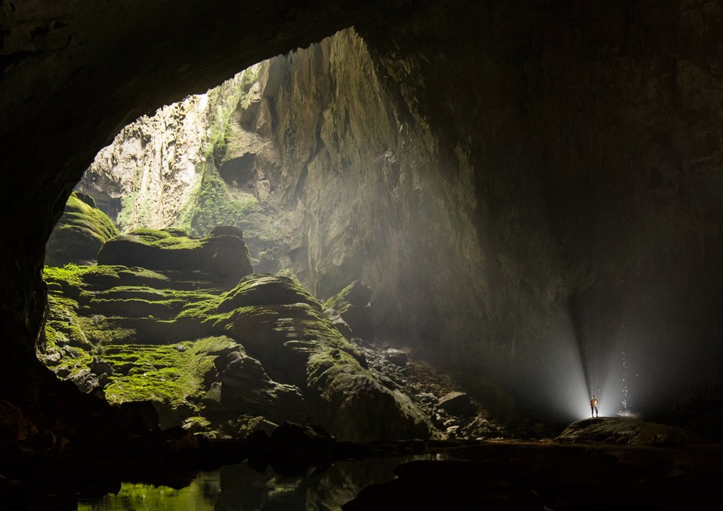 largest cave world 2