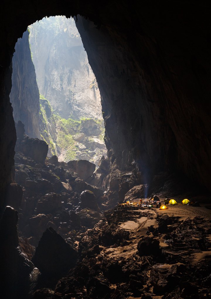 largest cave world 6