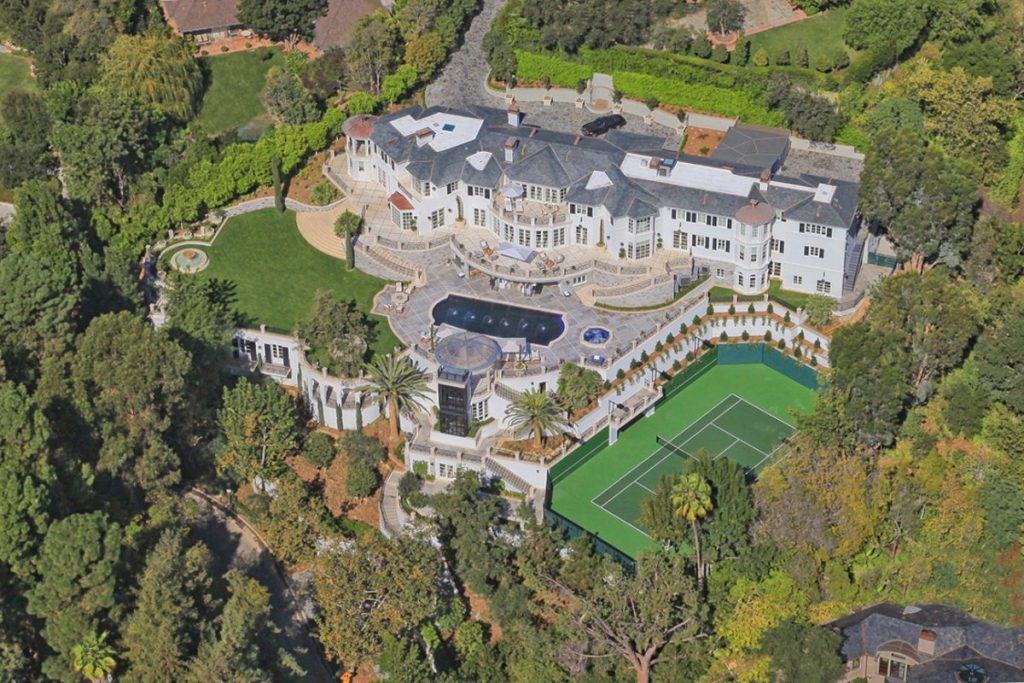 this-is-liongate-estate-the-24000-square-foot-property-that-just-sold-for-50-million-the-home-has-a-tennis-court-saltwater-swimming-pool-and-outdoor-glass-elevator