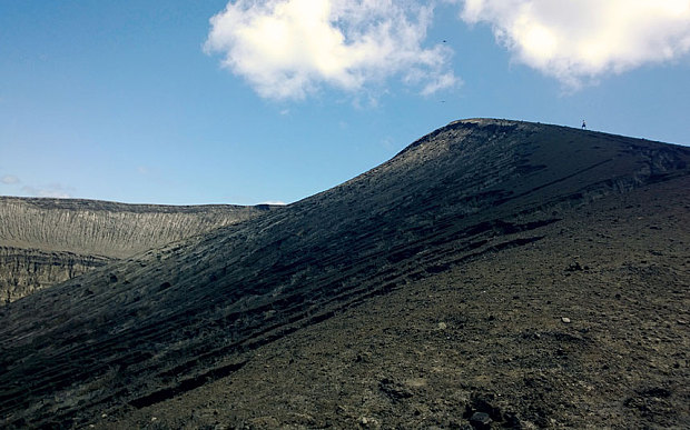 tonga2_peak_3227947b