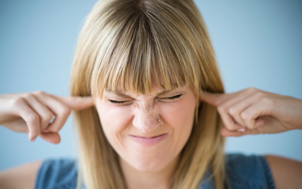 Tictac, clic, gnam: vi dan fastidio? Potreste soffrire di misofonia