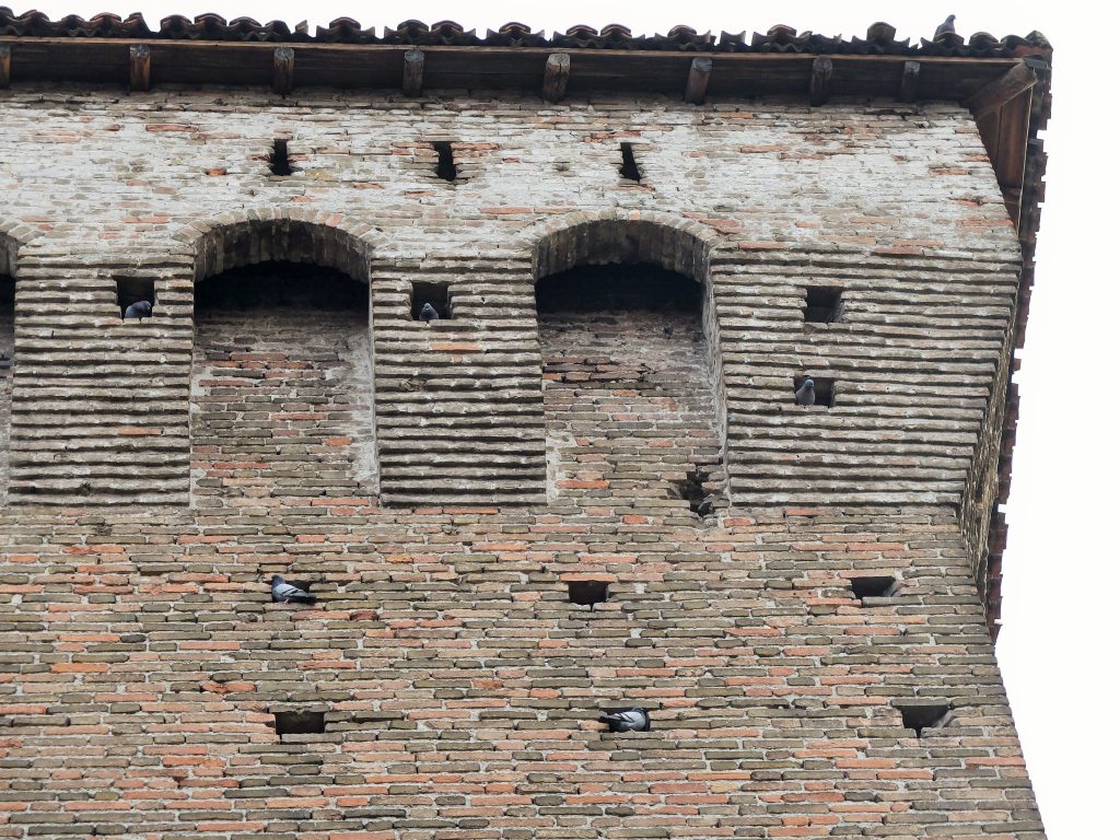 Romano 12  torre nord-est beccatteli quattrocenteschi