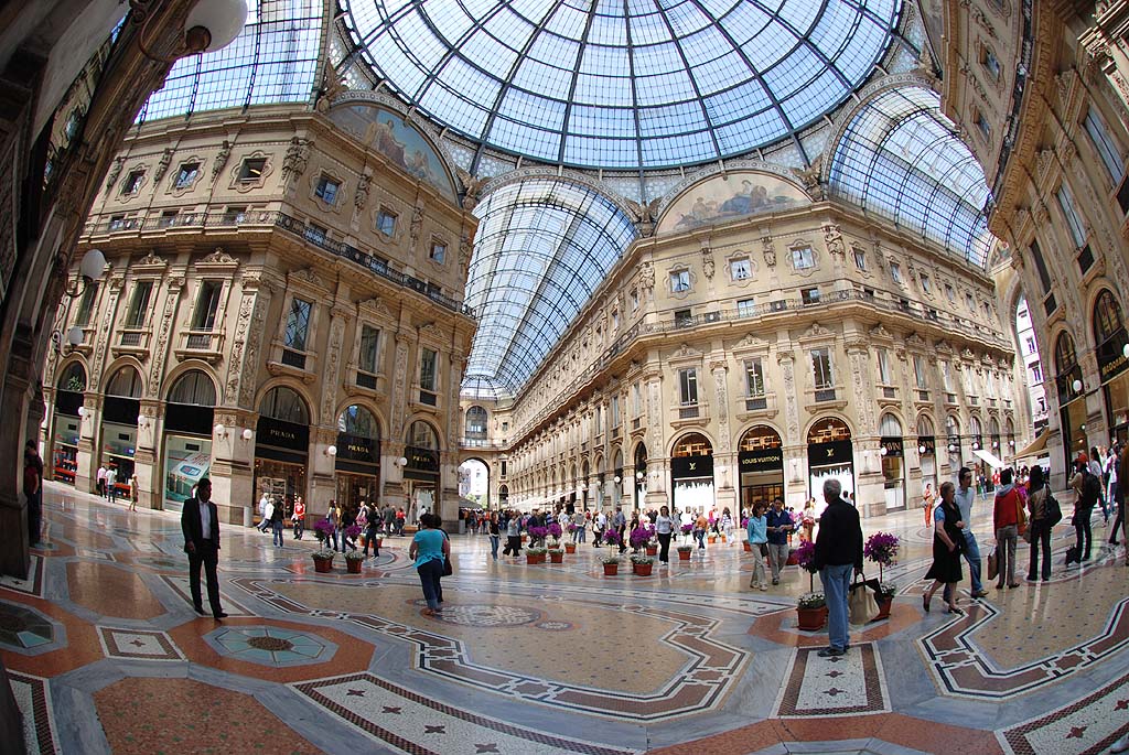 Milano è la capitale dello shopping E la classifica è su scala mondiale
