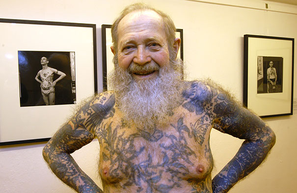 persone-anziane-tatuaggi-24