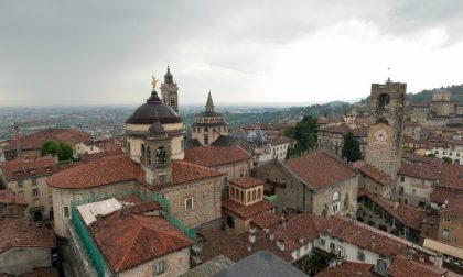 È arrivata la pioggia e toglierà di mezzo le polveri sottili