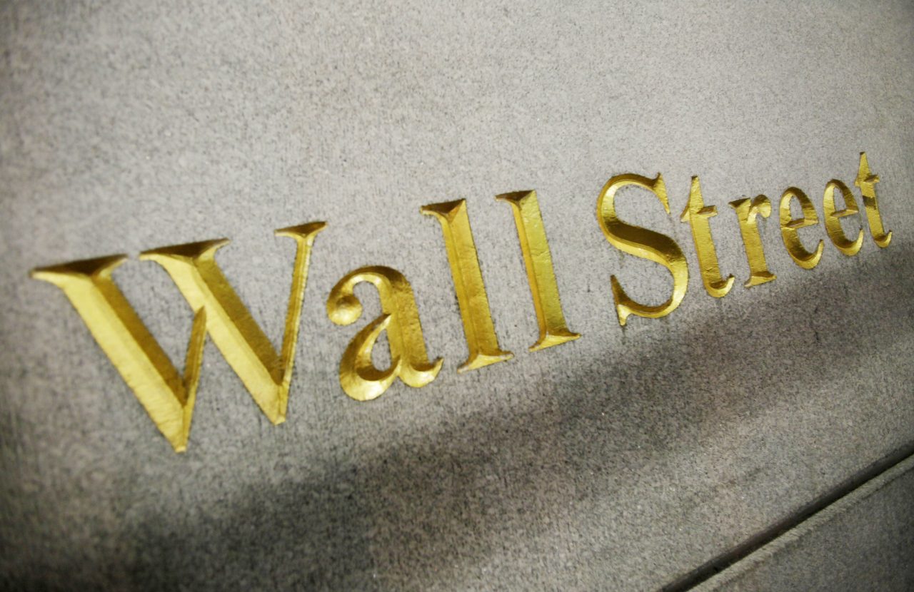 La droga (finanziaria) di Wall Street e la lunga ombra di una nuova crisi