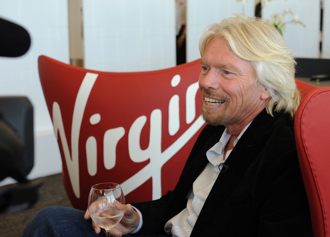 Virgin innovativa, se fai un figlio puoi stare un anno a casa pagato