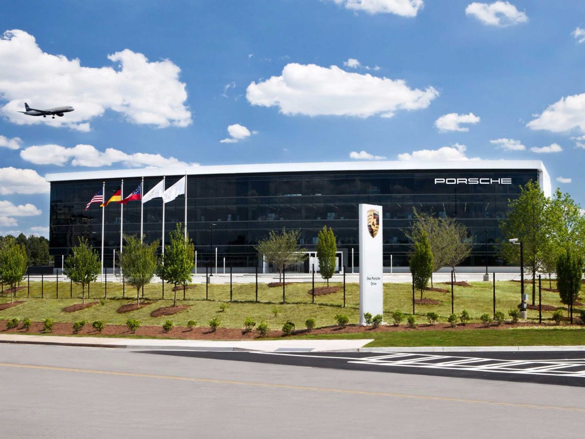 La nuova incredibile sede Porsche Un parco divertimenti da 100 milioni