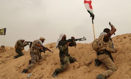 Isis, ucciso il regista dei video Ma sul campo l'avanzata continua
