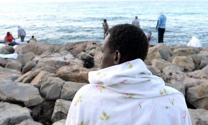 I migranti bloccati a Ventimiglia e la Francia che chiude gli occhi