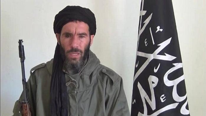 Il giallo sulla morte di Mr Marlboro Sigarette, kalashnikov e jihad