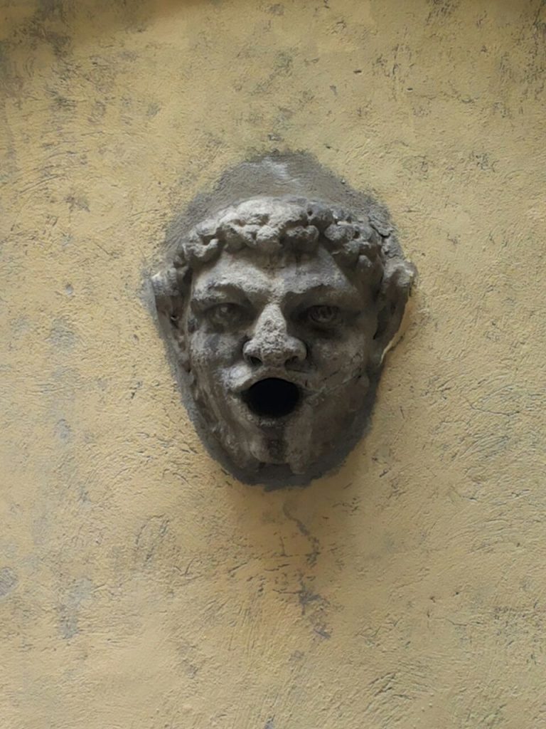 Via alla Rocca – Giovanna Ravasio