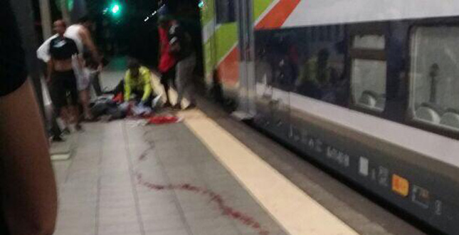 Come sta il capotreno ferito Arrestati due salvadoregni