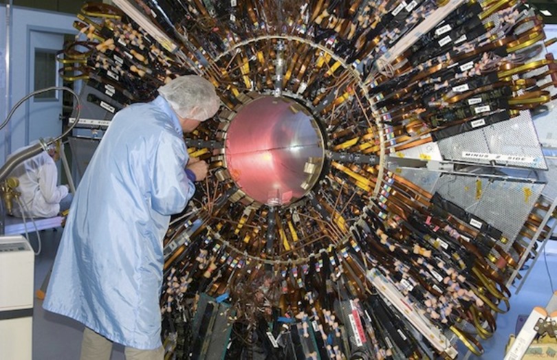 Dunque l’acceleratore è ripartito più forte e più bello di prima