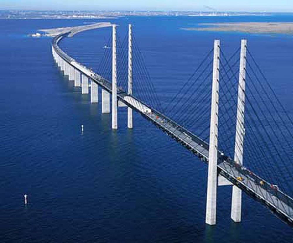 Là dove non riuscirono gli Zar Putin e il sogno del ponte di Kerch