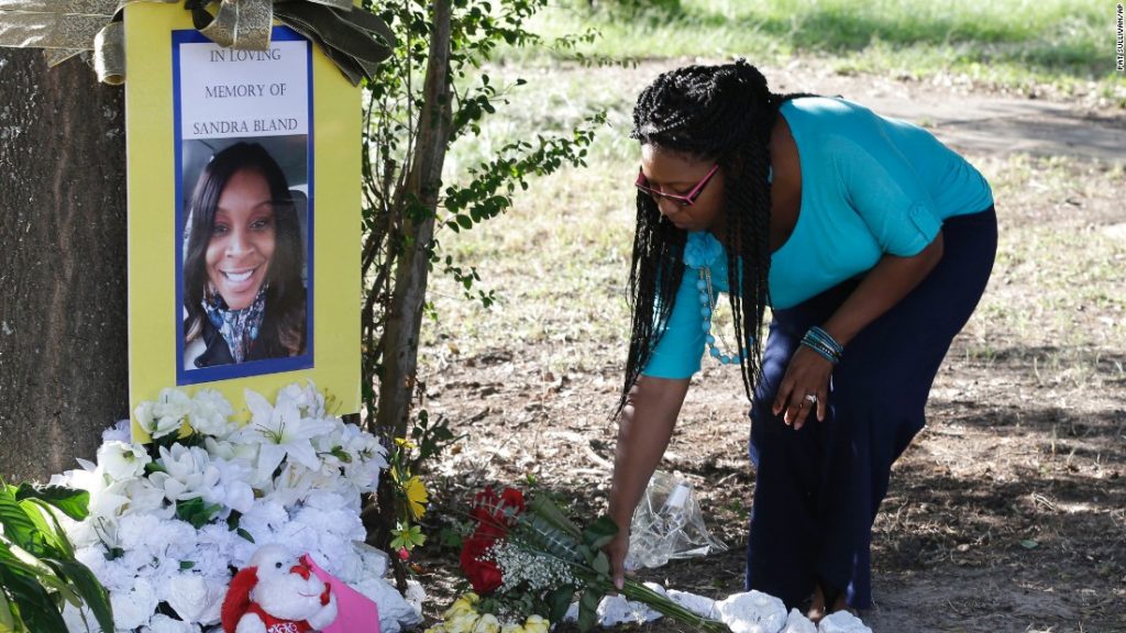 150722094320-07-sandra-bland-super-169