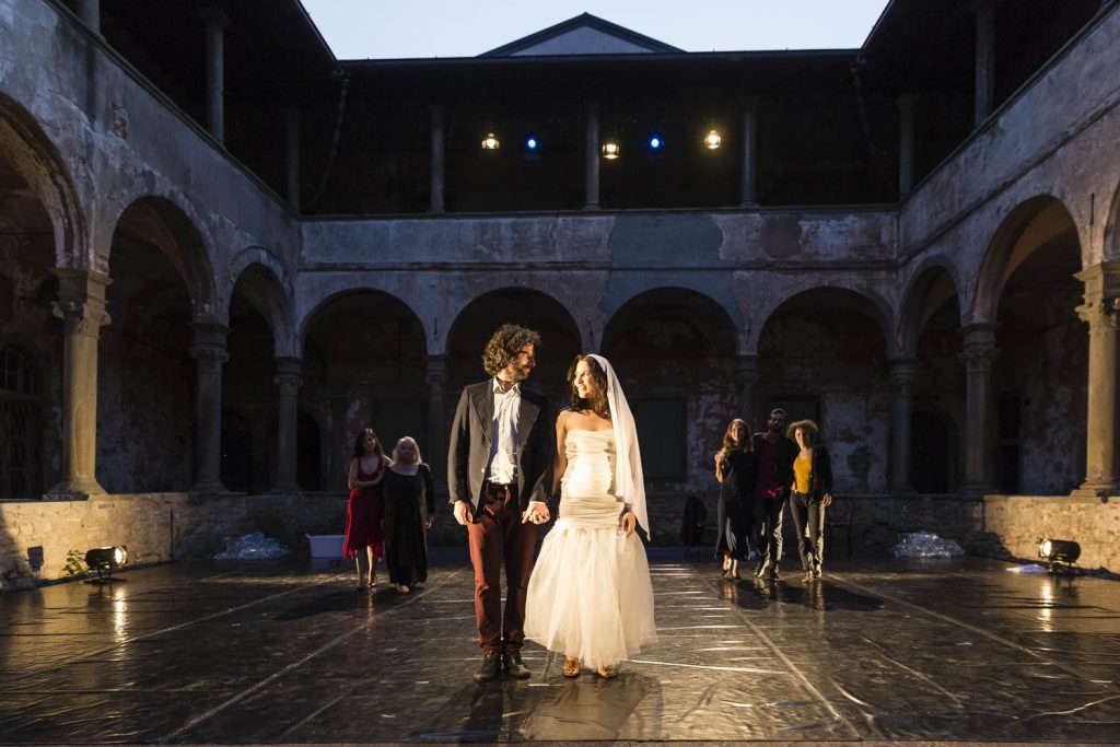 teatro tascabile di bergao GIULIETTA E ROMEO, LETTERE DAL MONDO LIQUIDO;