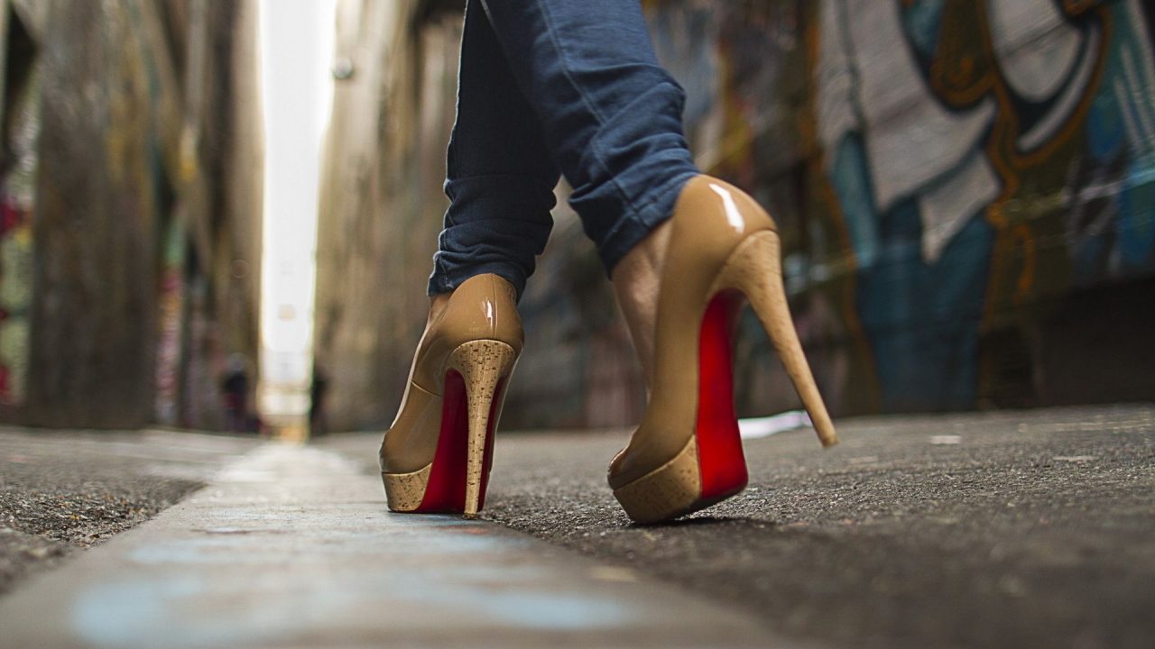 Lo stiletto per conquistare il mondo I segreti del fascino di un tacco 12