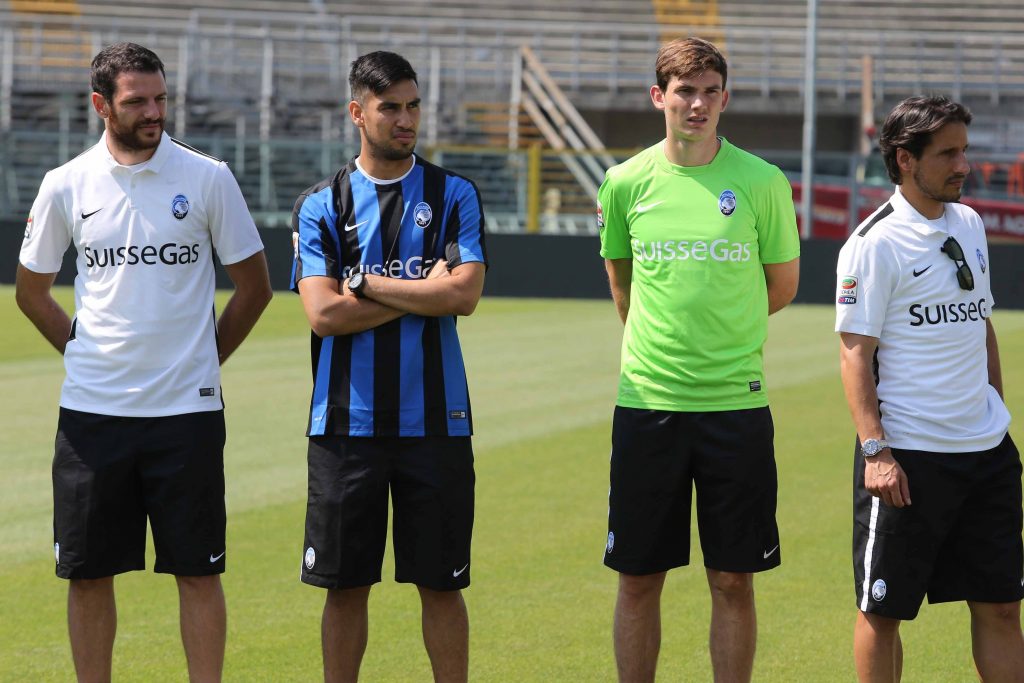 presentazione maglie 2015-06