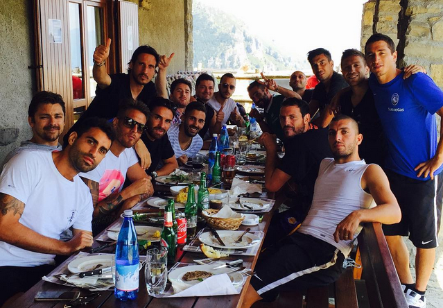 Riposo con grigliata al rifugio Poi tour de force: 4 amichevoli