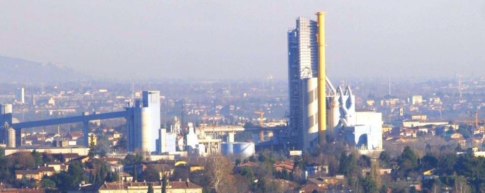Calusco, la difesa di Italcementi e le nuove richieste dei Comuni