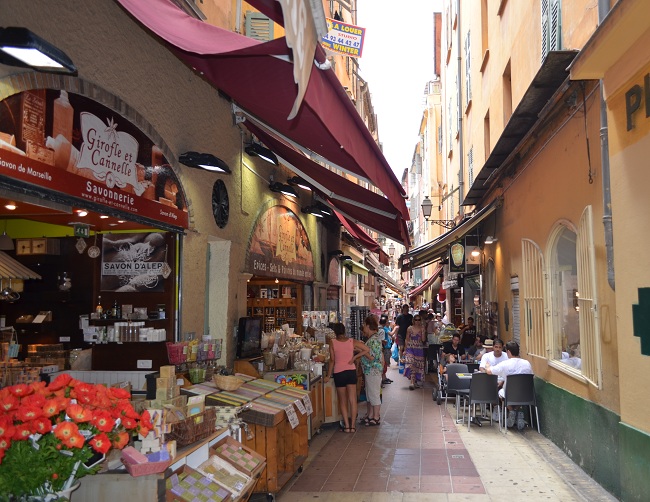 Beh, se passate da Nizza o Antibes non perdetevi Picasso e Chagall