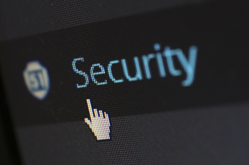 L’incredibile attacco hacker e i segreti del software spia