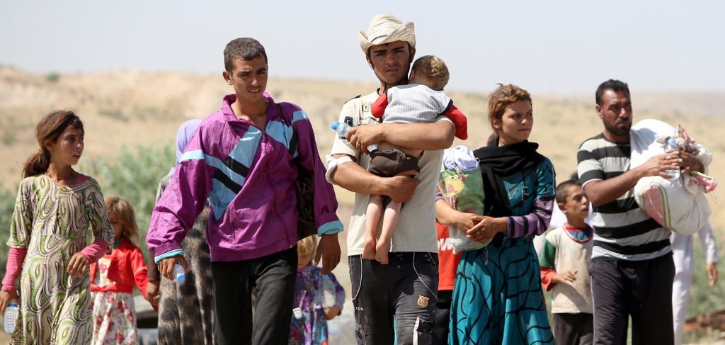 Basta dire «aiutiamoli a casa loro» È gente che non ha casa né patria