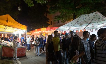 Arriva la bella stagione, arriva la Notte Bianca di Borgo Santa Caterina: eventi e auto d’epoca