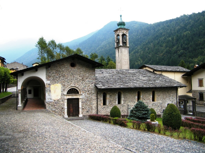 Chiesa_di_S_Giacomo_-_Gromo_(Foto_Luca_Giarelli)