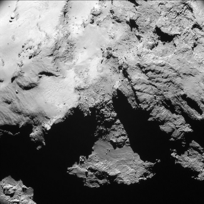 Year_at_a_comet_February_2015_fullwidth