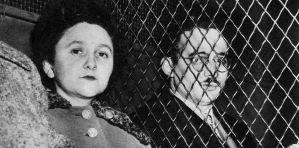 «Nostra madre era innocente» La lettera dei figli dei Rosenberg