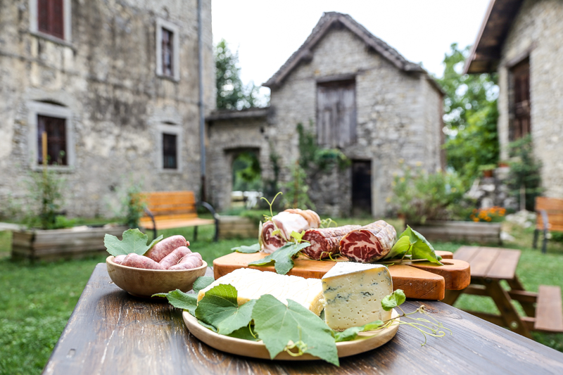 Locanda Roncaglia a Corna Imagna Perché il passato non vada perduto