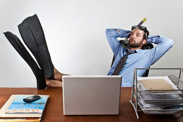 Consigli utili per sopravvivere al rientro al lavoro dopo le vacanze