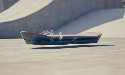 Lo skateboard volante ora è realtà Un video che viene dritto dal futuro