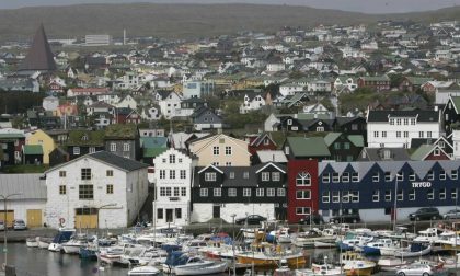 Le strane elezioni delle Far Øer La caccia alle balene non si discute