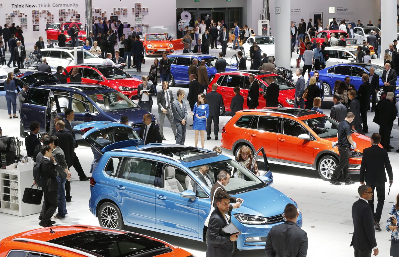 Tour virtuale a Francoforte alla scoperta delle auto più belle