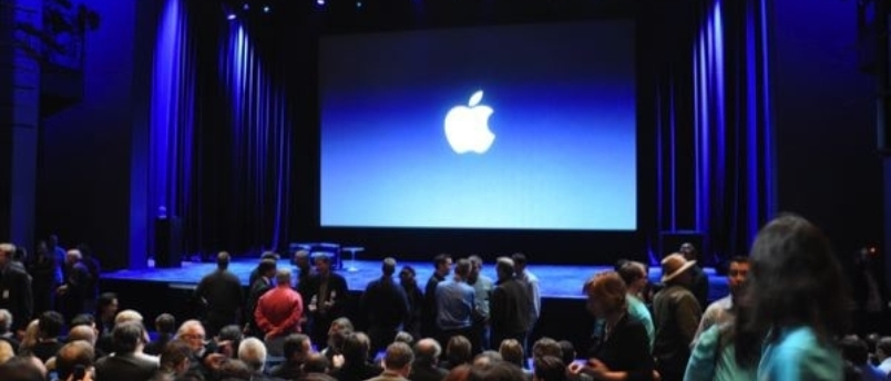 Teatro da 7mila posti per Apple Vuoi vedere che c’è una sorpresa?