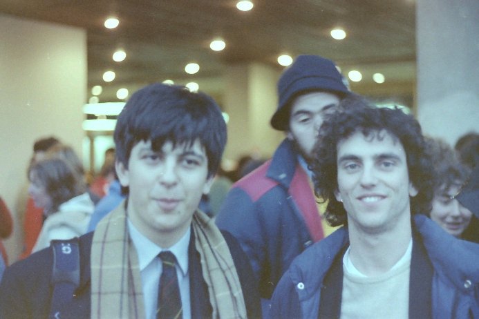tranquillo e buffa giovani