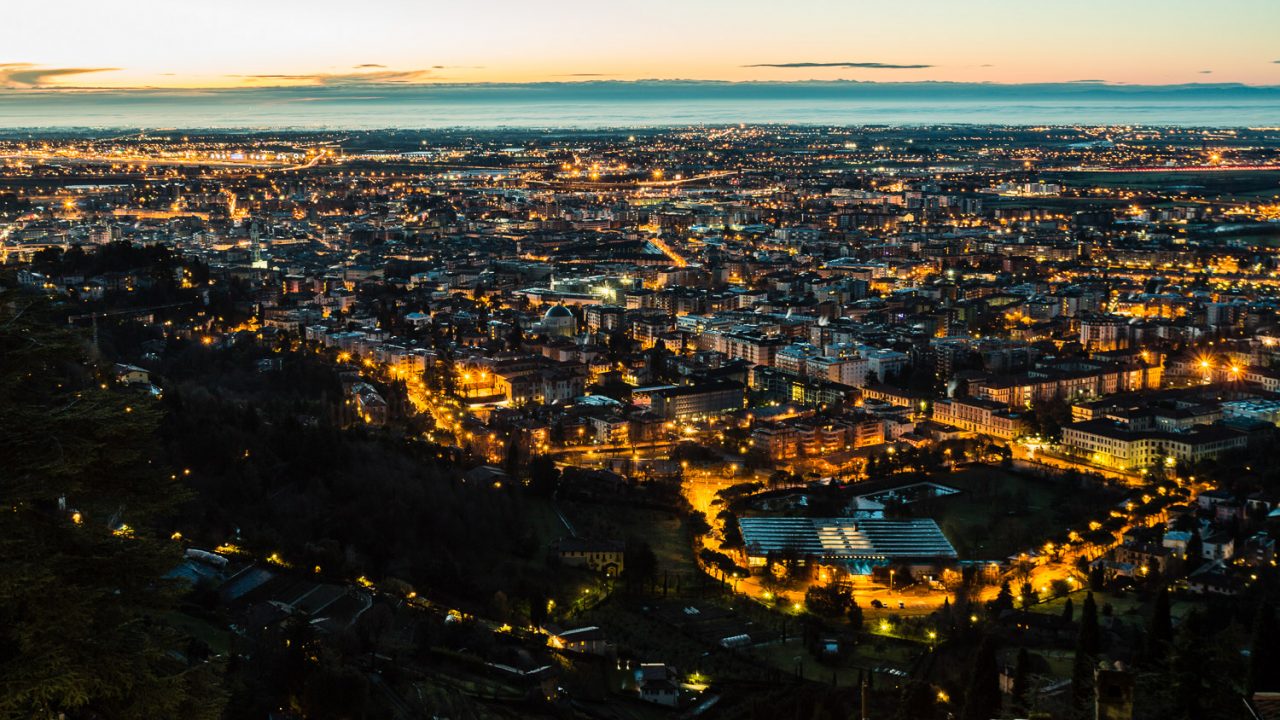 Bergamo, una rete da nord Europa con nuova fibra ottica e hotspot wifi