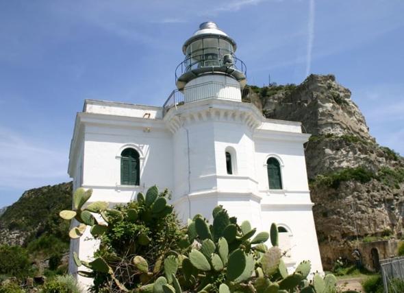 Faro di Punta Imperatore a Forio d'Ischia (NA)