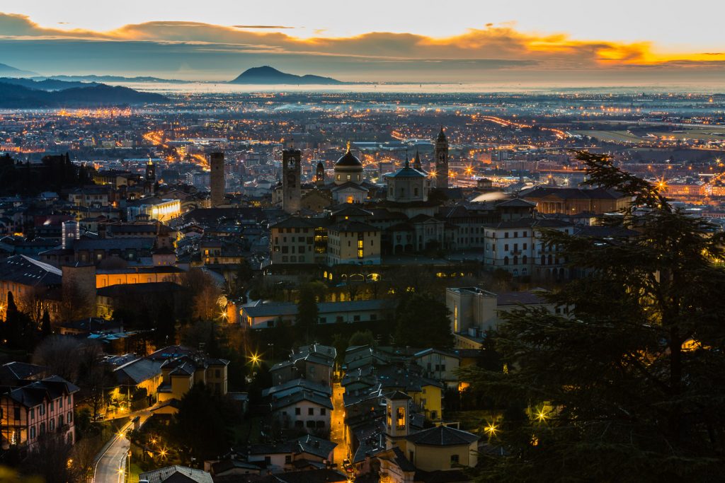 Bergamo_di_notte_001