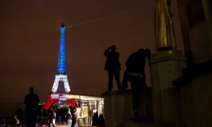 L'Ue appoggia la guerra francese E Putin schiera le navi con Parigi