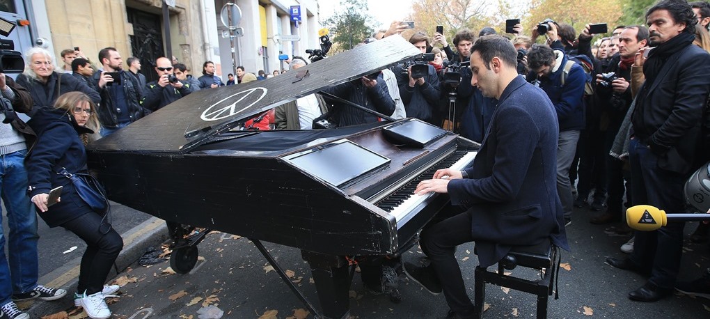 Hallelujah e Imagine al Bataclan (ma soltanto una afferma la vita)