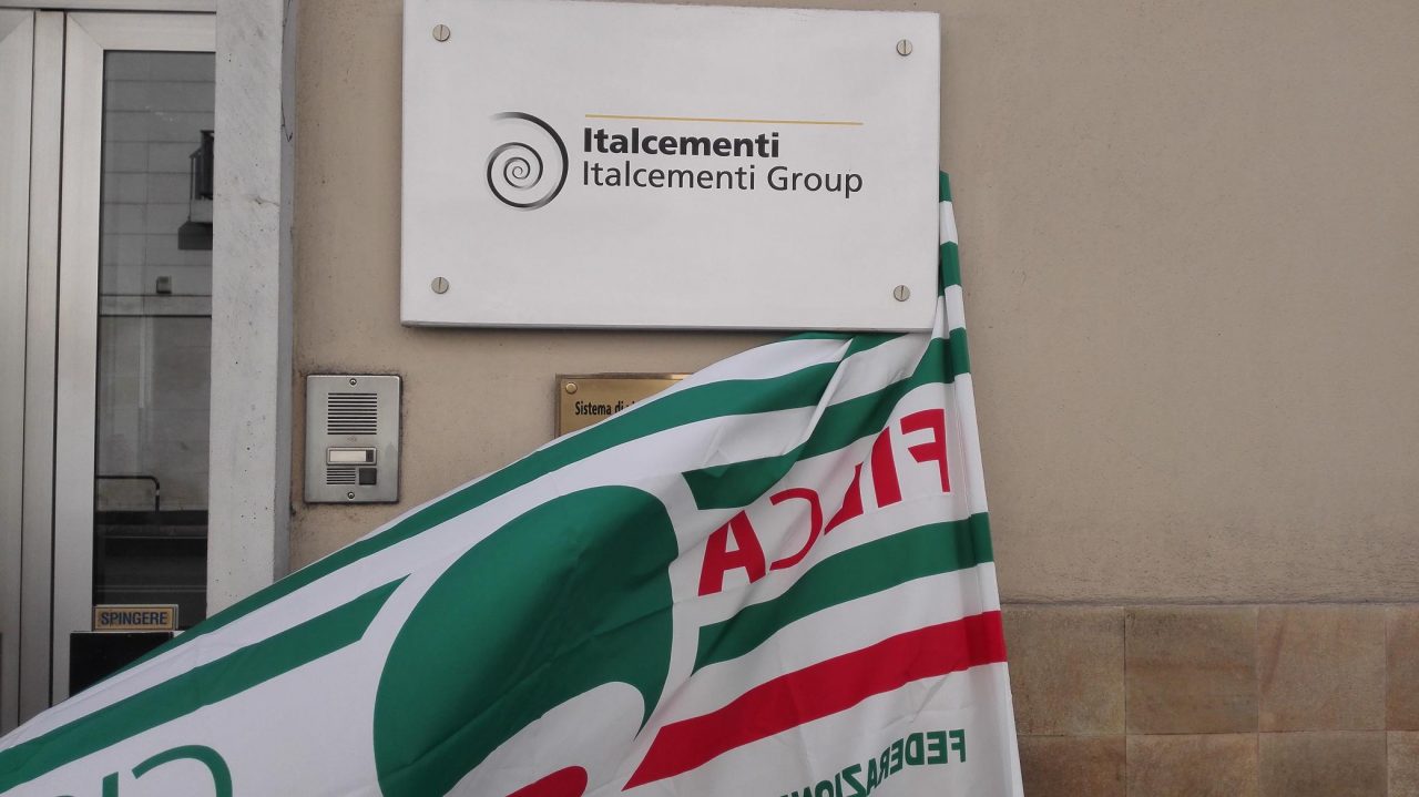 «Italcementi presenti un piano degli investimenti del Gruppo»