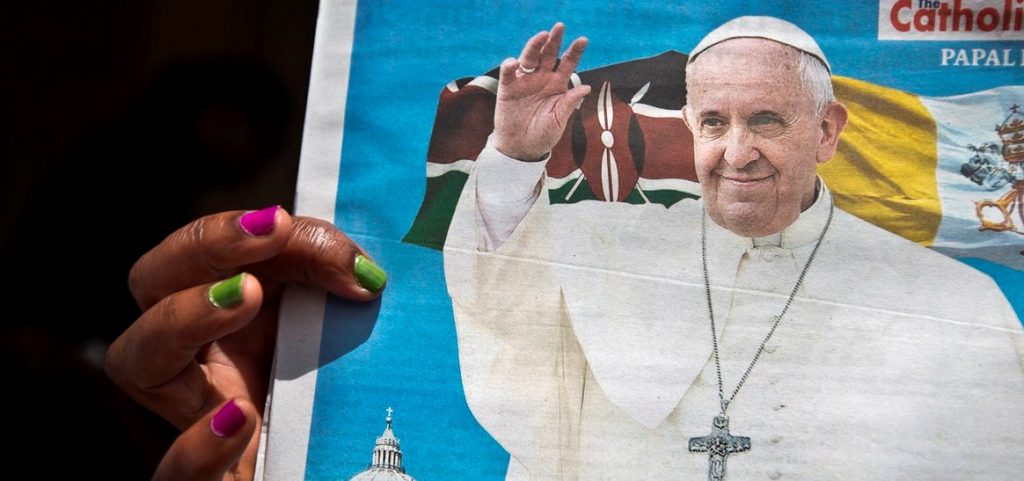 Papa Francesco il coraggioso va incontro all’Africa dei poveri