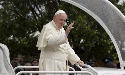 La battuta del Papa sulle zanzare ci insegna a non essere egoisti